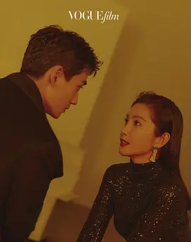 镜中的你