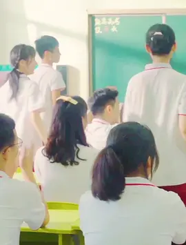 旧时光里的小欢喜
