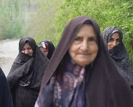 Ba Gheyde Mahramanegi